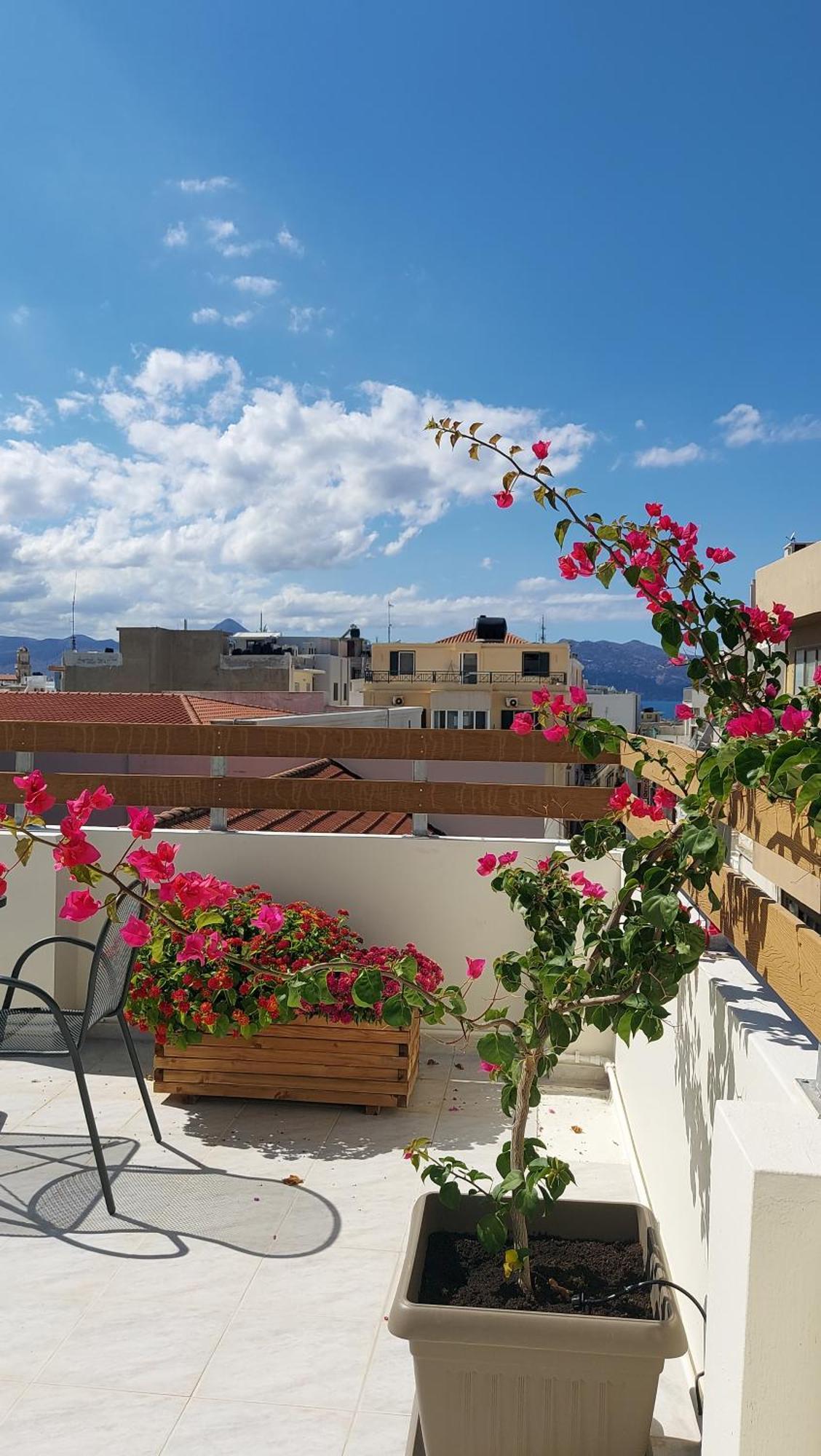 The Little Big Apartment In The Heart Of Heraklion Экстерьер фото